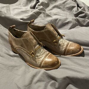 Freebird Mabel Multi oxford